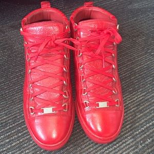 Balenciaga hightop arena sold